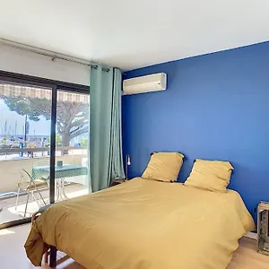 Appartement Perle Rare 2 Pieces Au Pied De La Et Piscine, Mandelieu